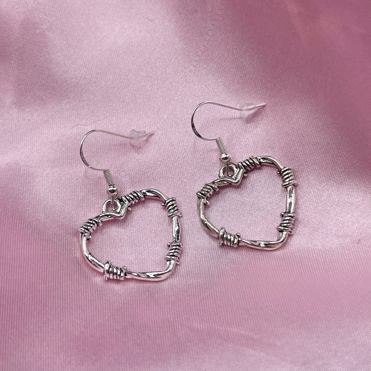 925 Sterling silver barbered wire Heart Earrings