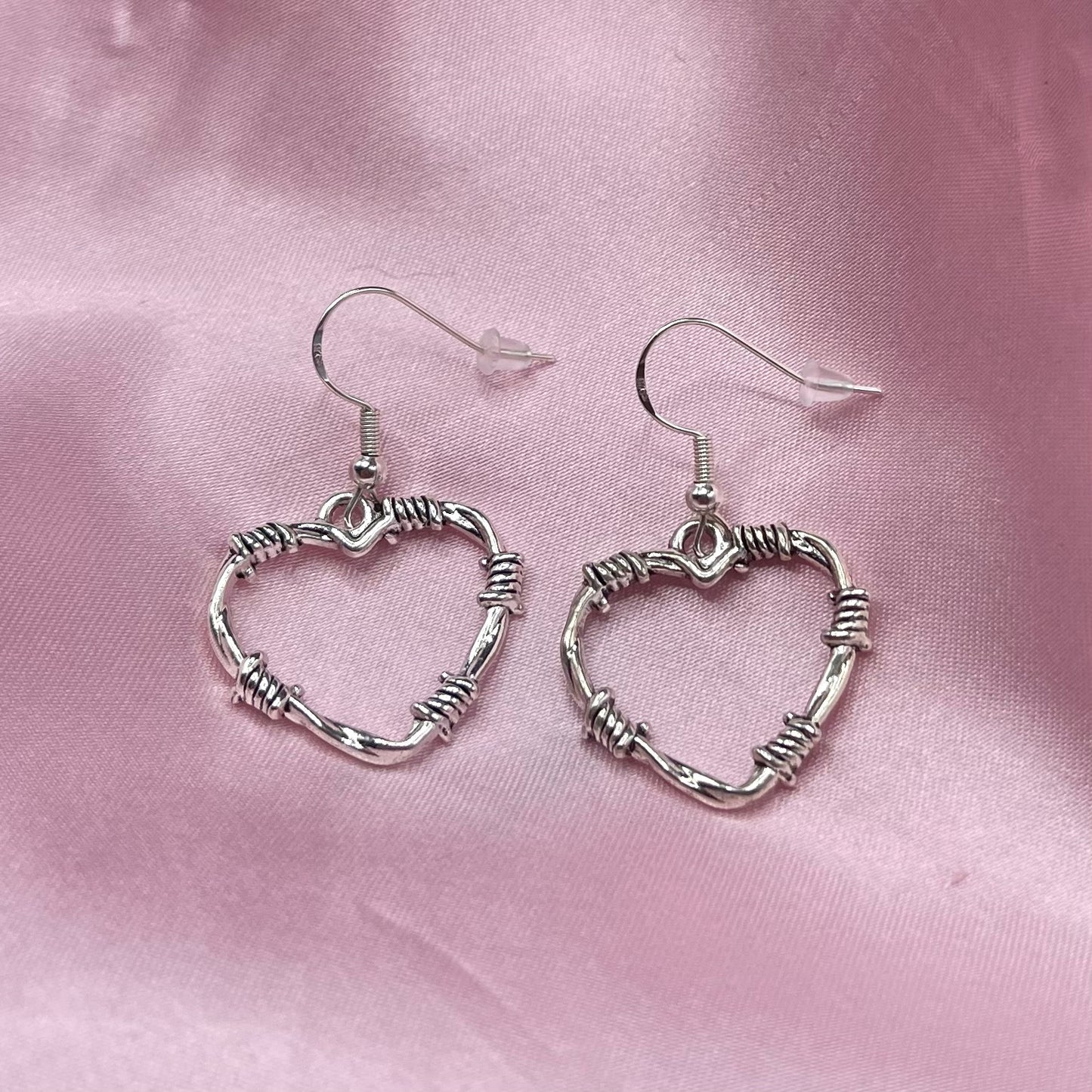 925 Sterling silver barbered wire Heart Earrings